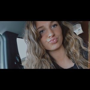 Meet your Posher, Fallon